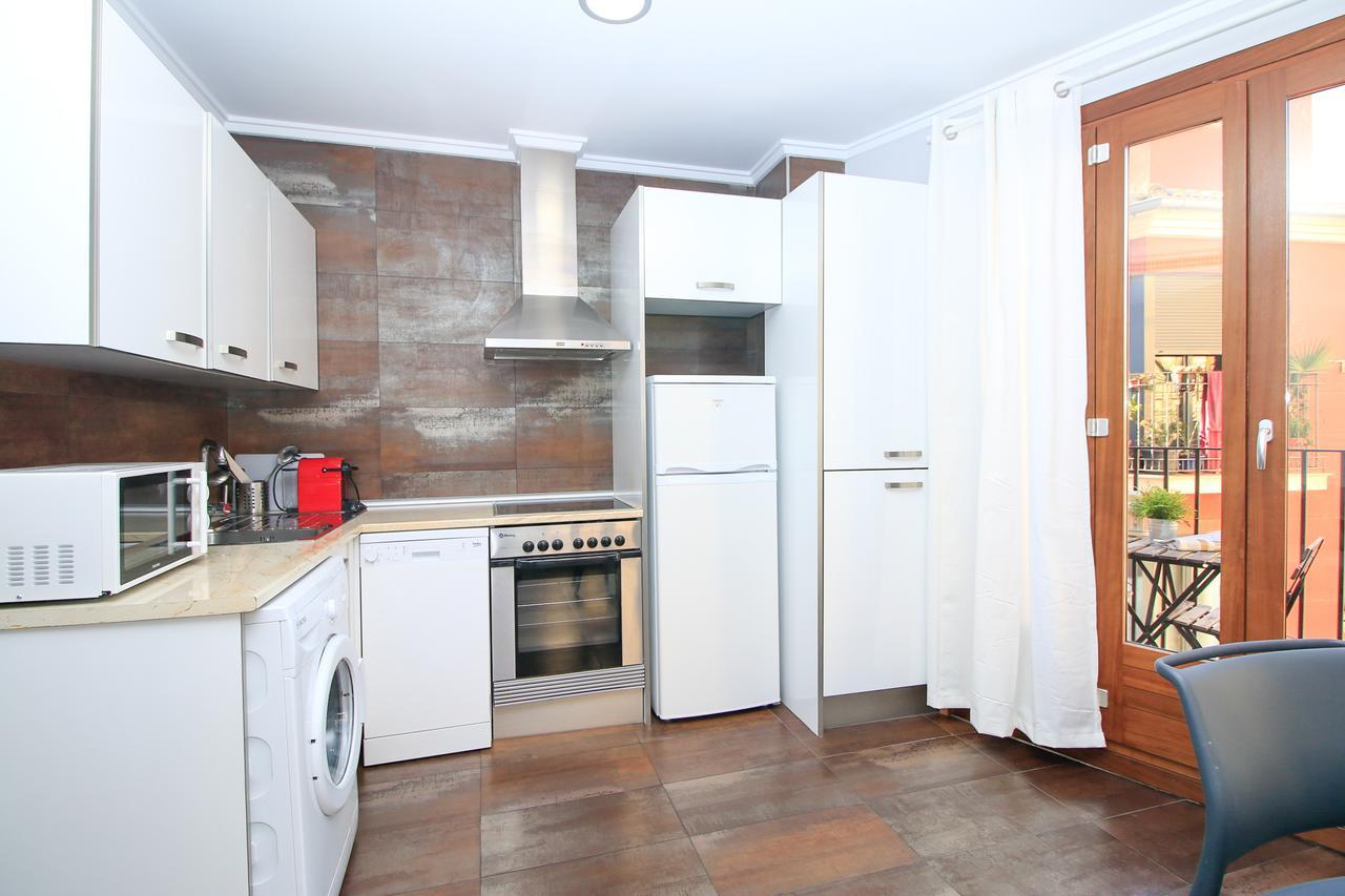 Bet Apartments - Tramontana Apartments Валенсия Экстерьер фото