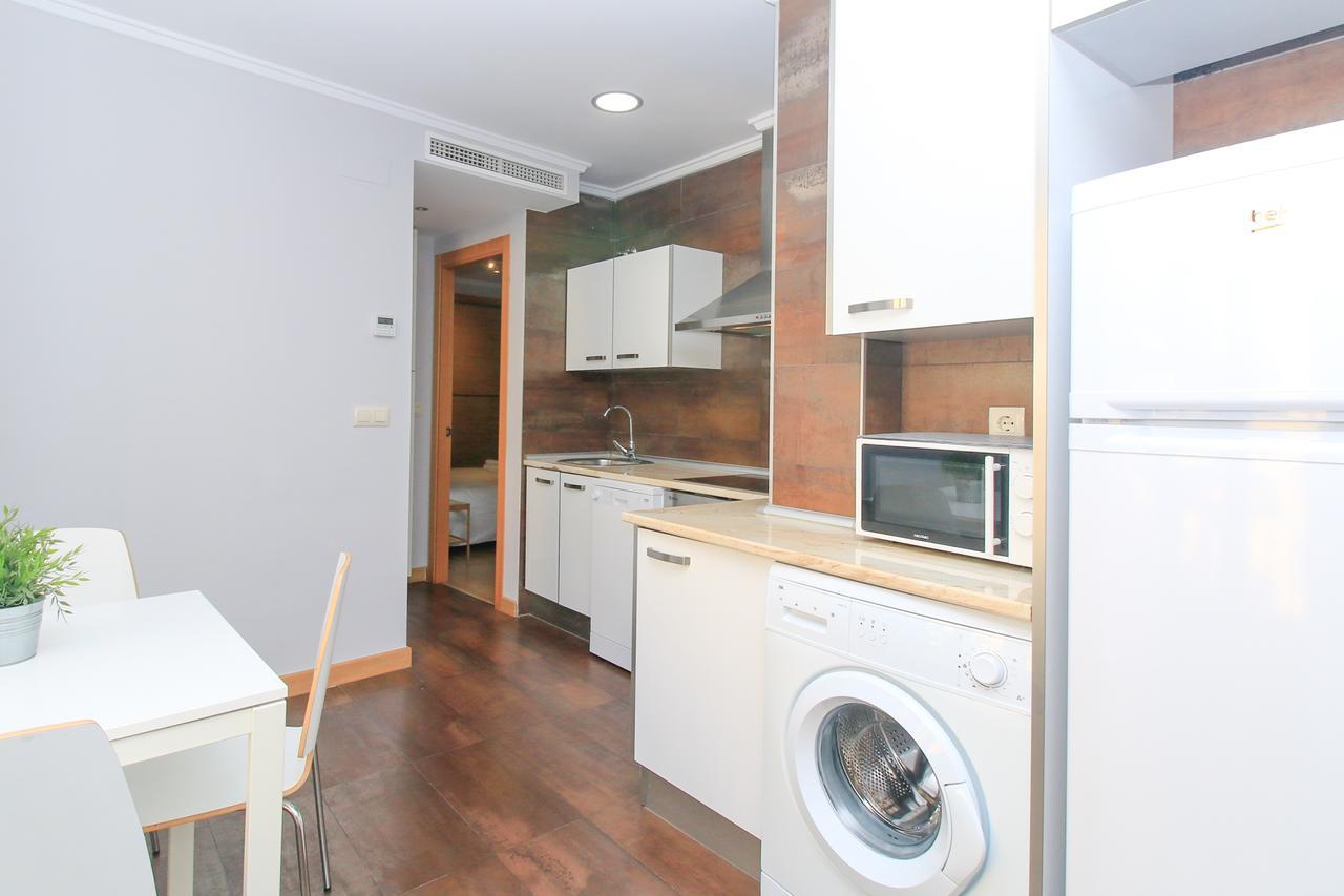 Bet Apartments - Tramontana Apartments Валенсия Экстерьер фото